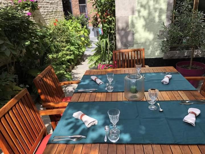 Couque Cuivree II Panzió Dinant Kültér fotó